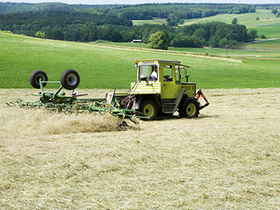 KWT Trailed Tedders with Running Gear